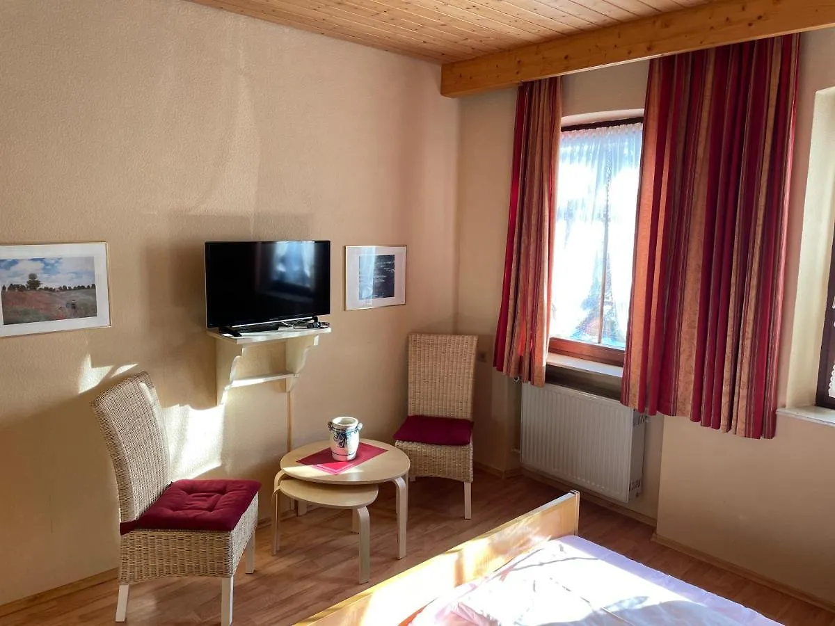 Bayerischer Hof Rothenburg ob der Tauber 2*,